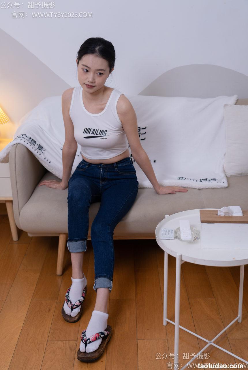 甜予摄影 NO.069 齐齐-短靴、人字拖、短白棉袜、长白棉袜、裸足[167P+2V／11.4GB]