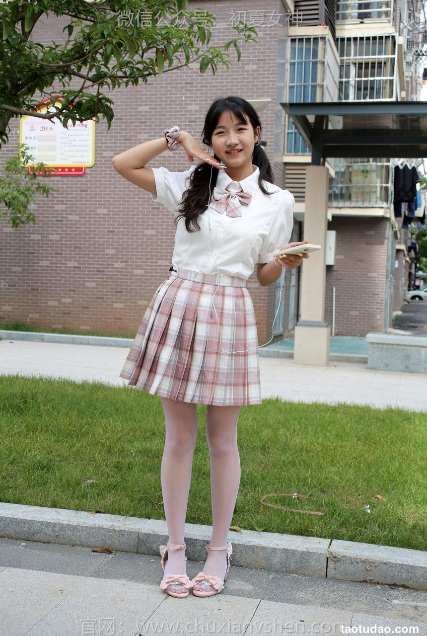 初夏女神 NO.221 点点 优雅自然[95P+1V／3.79GB]