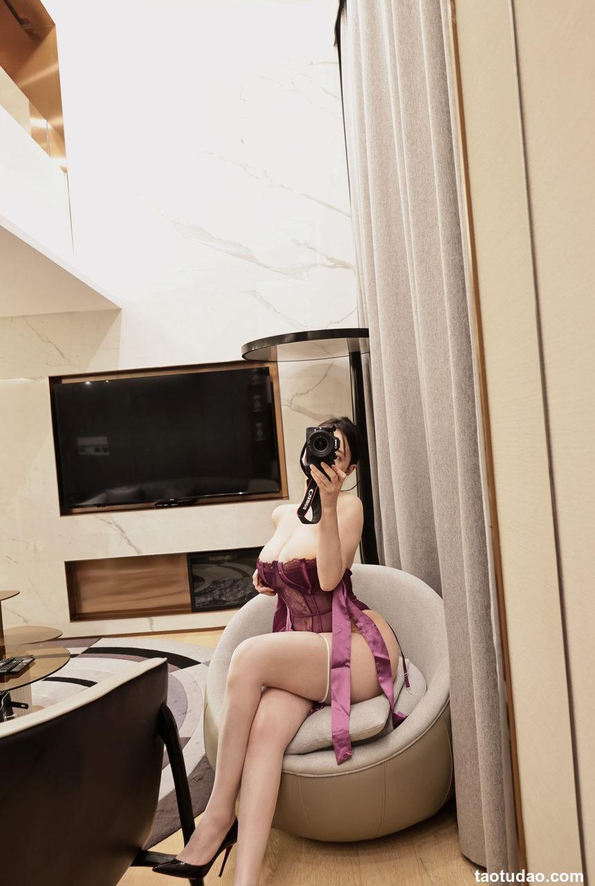 左公子666 - 性感紫色 [8P+5V-518MB]