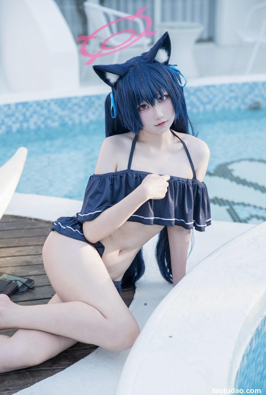 lunananya- 黑见芹香（泳装） [28P-174.39MB]