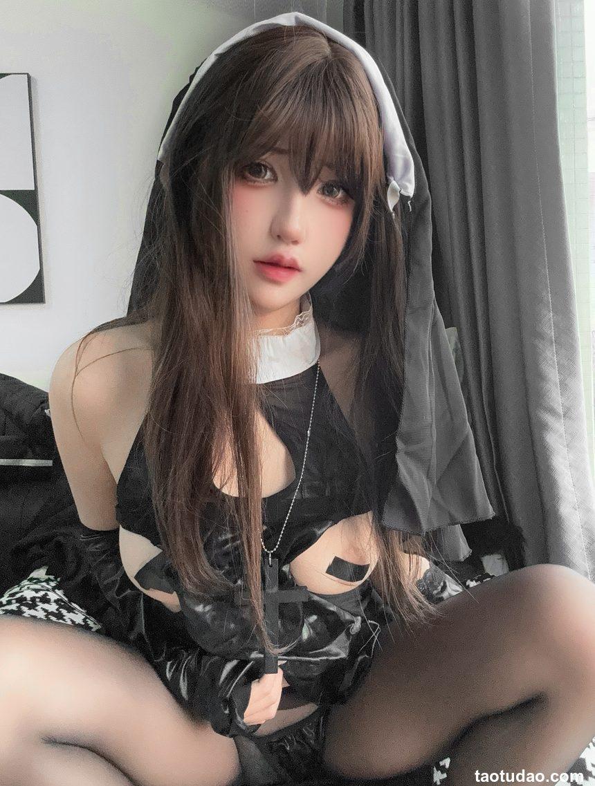 阿薰kaori 毛毛修女[89P+28V-2.10GB]