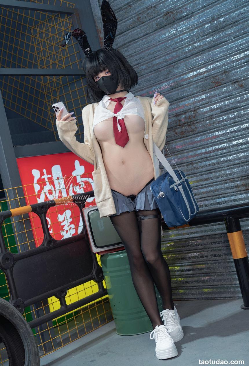 咬一口兔娘(Yiko湿润兔) – 2025年10月作品賽博逆JK[87P-377.7M]