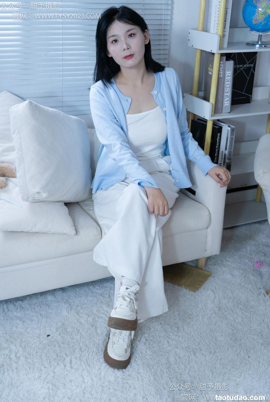 甜予摄影 NO.060 梨子-板鞋、脏白棉袜、裸足[114P+2V／9.36GB]