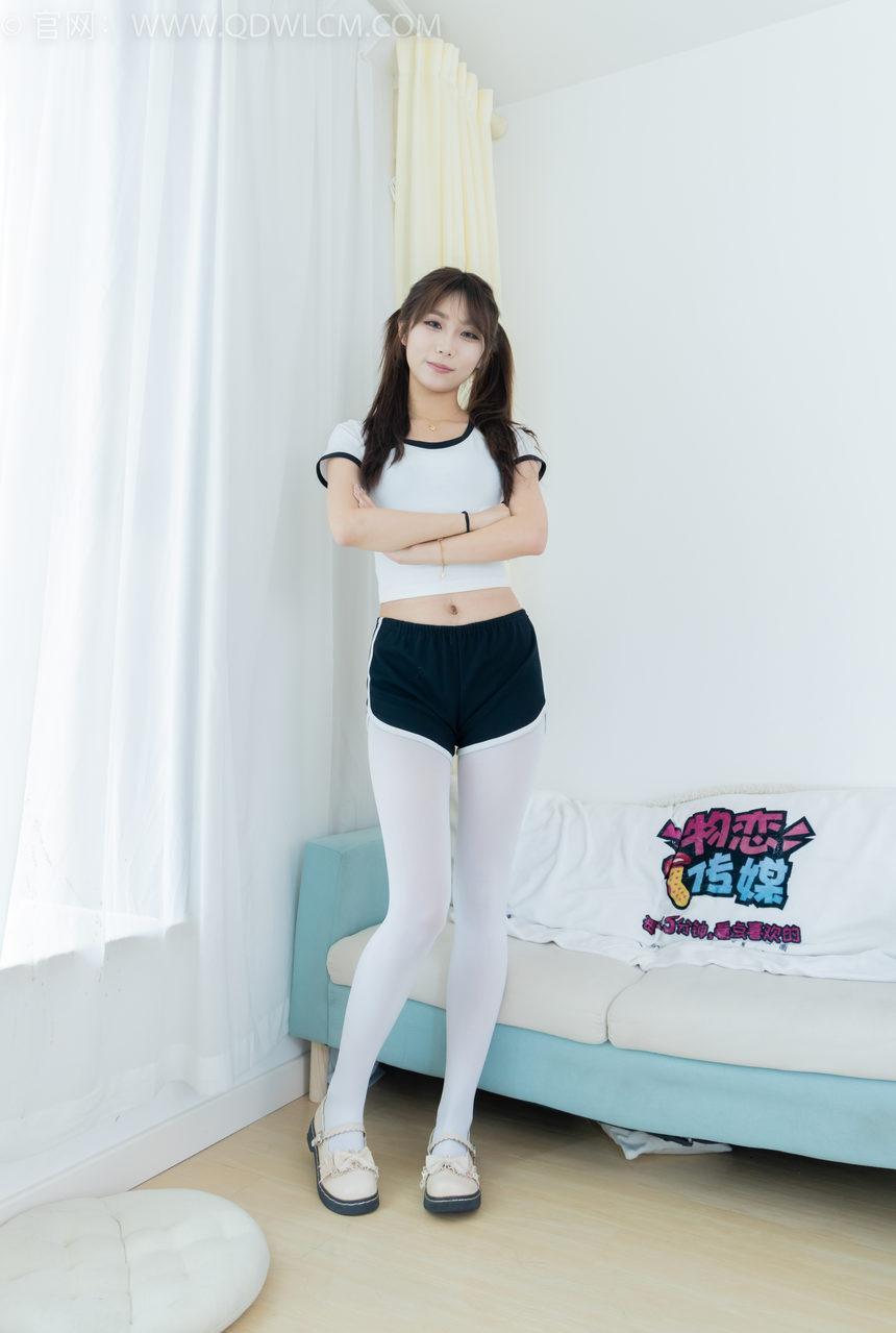 物恋传媒 No.2120 泡泡-落叶纷飞时 [150P1V-3.36GB]