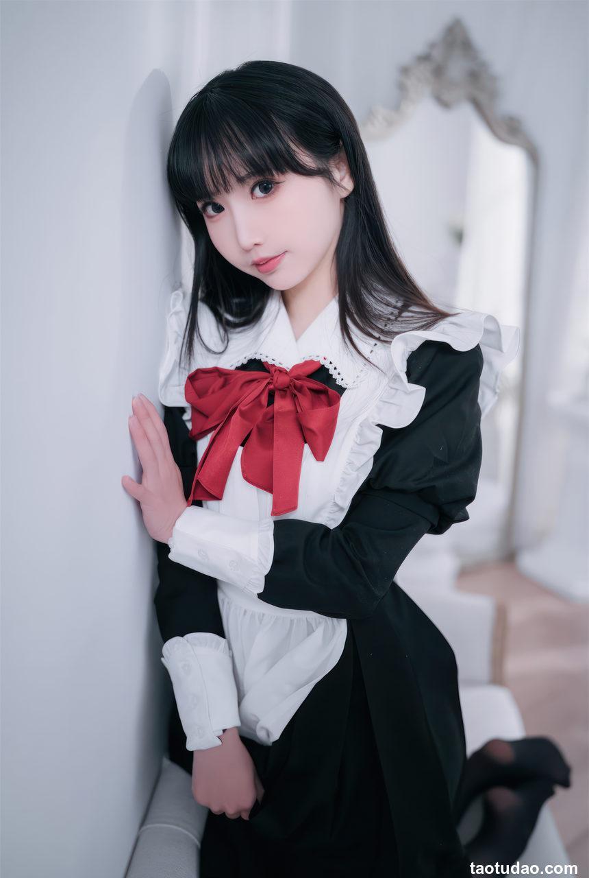 面饼仙儿-红高跟女仆[30P-199MB]