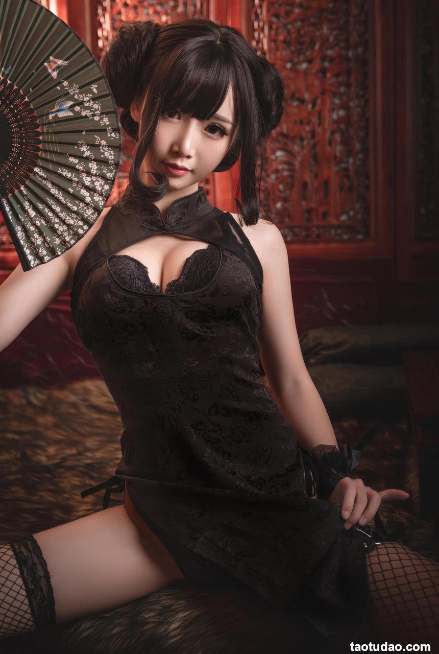 面饼仙儿-魔女旗袍[33P-322MB]