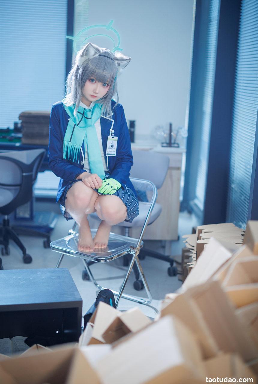 lunana - 场照 砂狼白子[16P-130MB]