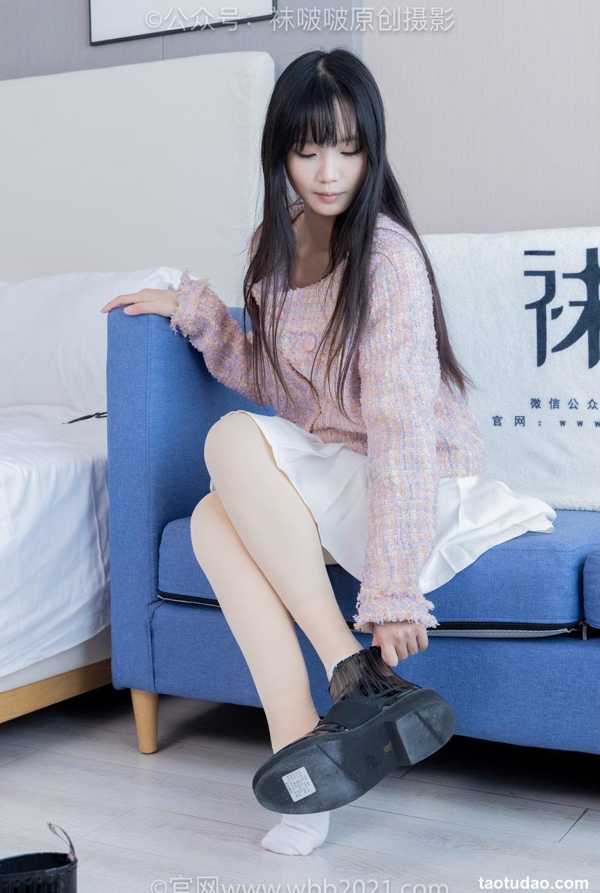 BoBoSocks袜啵啵 NO.438 甜甜圈-皮鞋、板鞋、白棉袜、黑色踩脚袜[150P+1V／7.28GB]