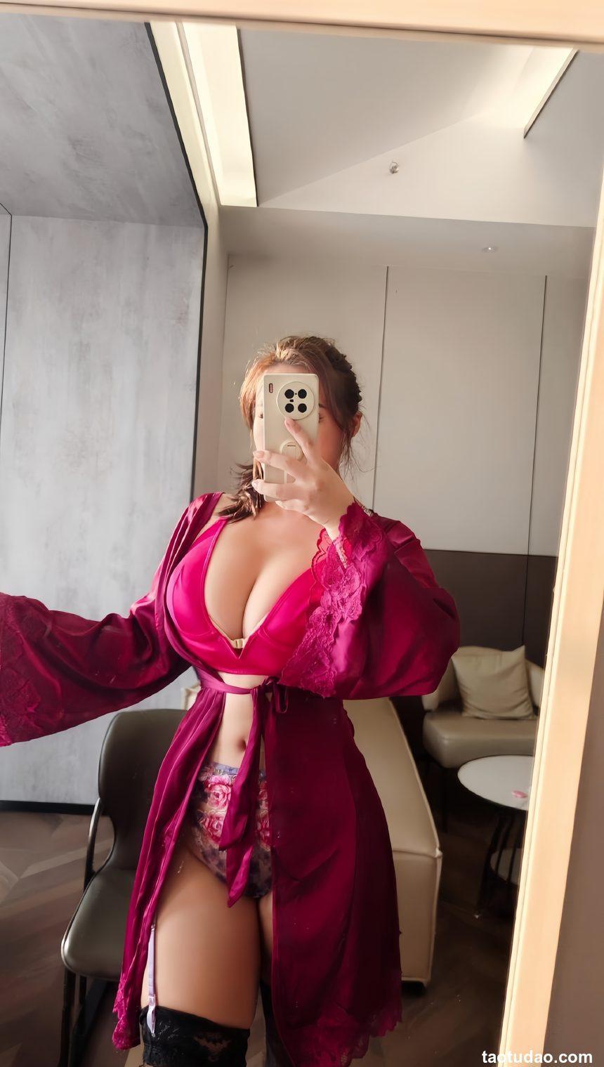 水蜜桃米米 - 抓爆眼球的性感[43P-119MB]