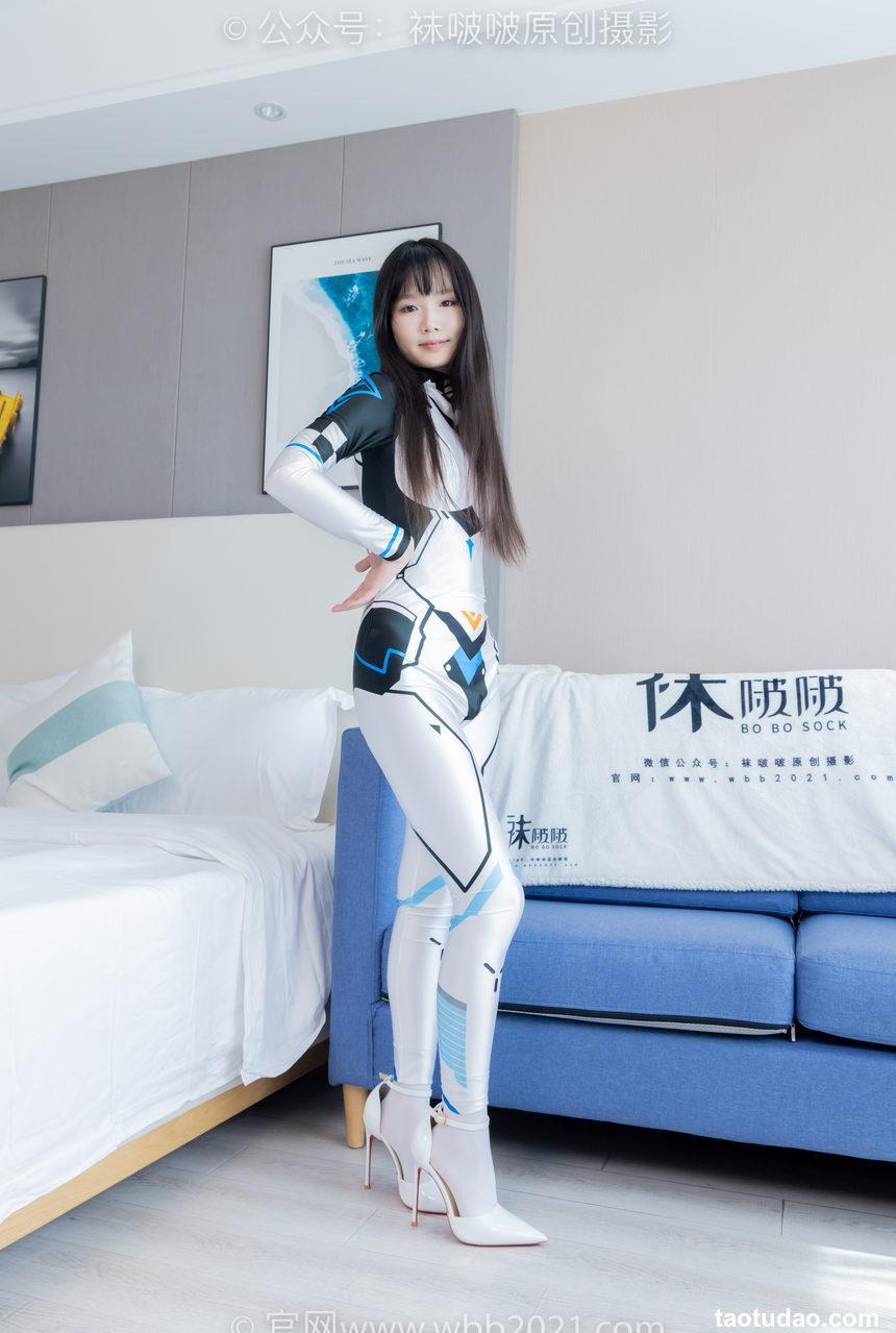 [BoBoSocks袜啵啵]NO.463 甜甜圈-高跟鞋、厚白丝、裸足、连体衣裤里丝[140P+1V／5.59GB]