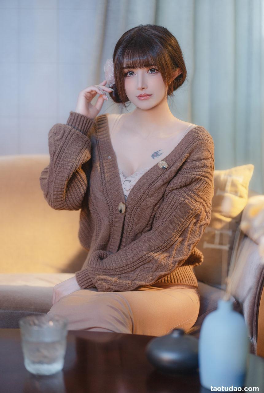 鹿八岁 - 无法拒绝的要挟 [222P+1V-1.21GB]