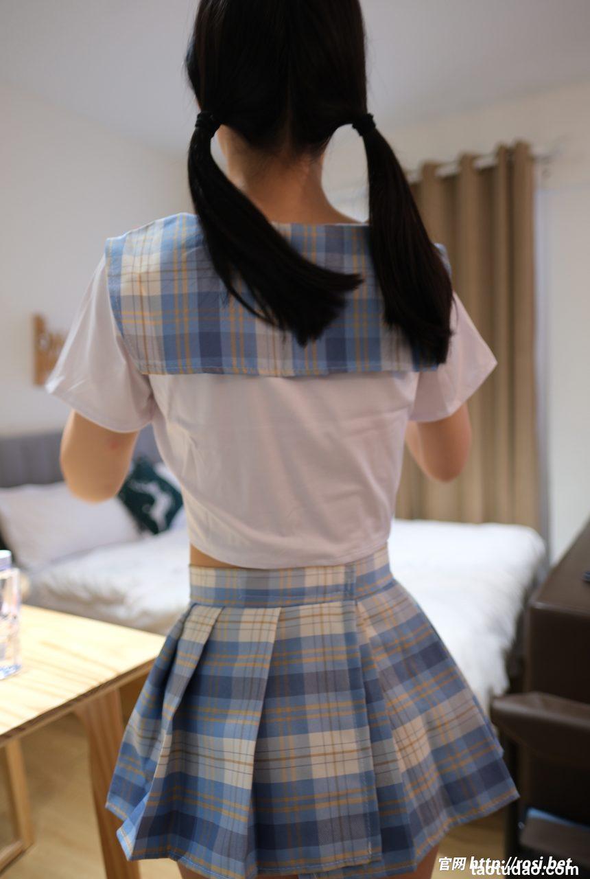 [ROSI写真]2024.11.08 NO.4722[74+1P／121MB]