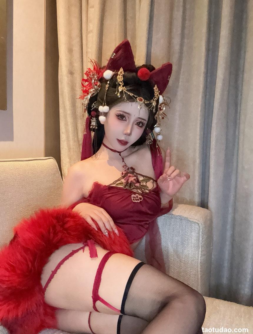 抱走莫子AA – 红色小尾巴 [120P+25V-2.60GB]