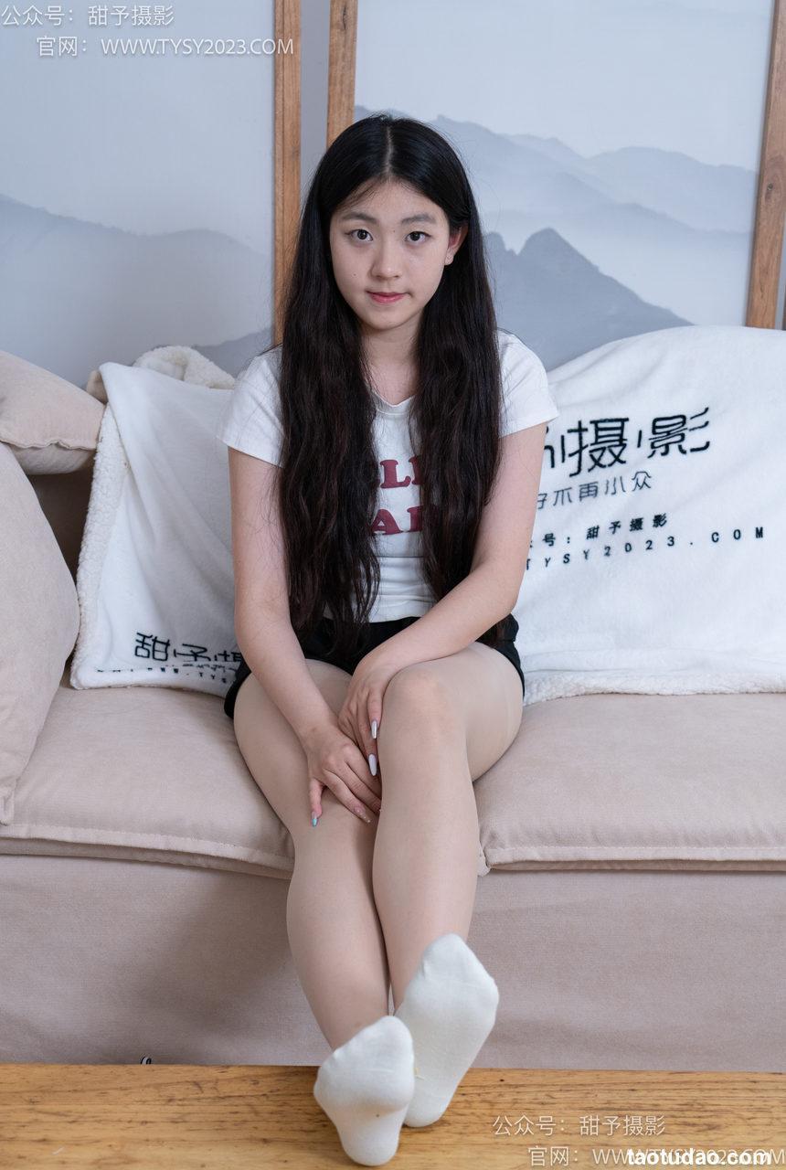 甜予摄影 NO.079 小云-运动鞋、白棉袜、肉丝（脚尖加固款）[139P+2V／10.1GB]