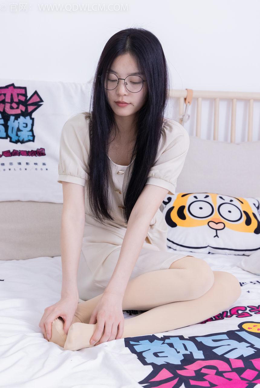 物恋传媒 NO.2029 茯苓-橘色暖霞[240P-1V-7.41G]