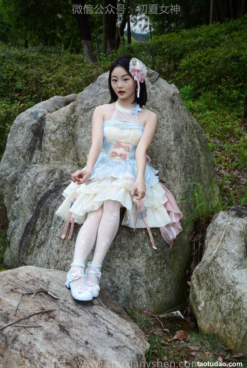 初夏女神 NO.200 双双 杜鹃仙子[150P+1V／5.52GB]