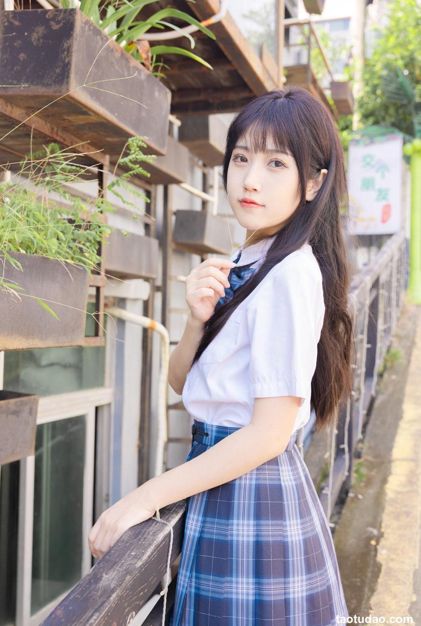 不呆猫 – 泳衣jk学妹[59P-1V-1.3G]