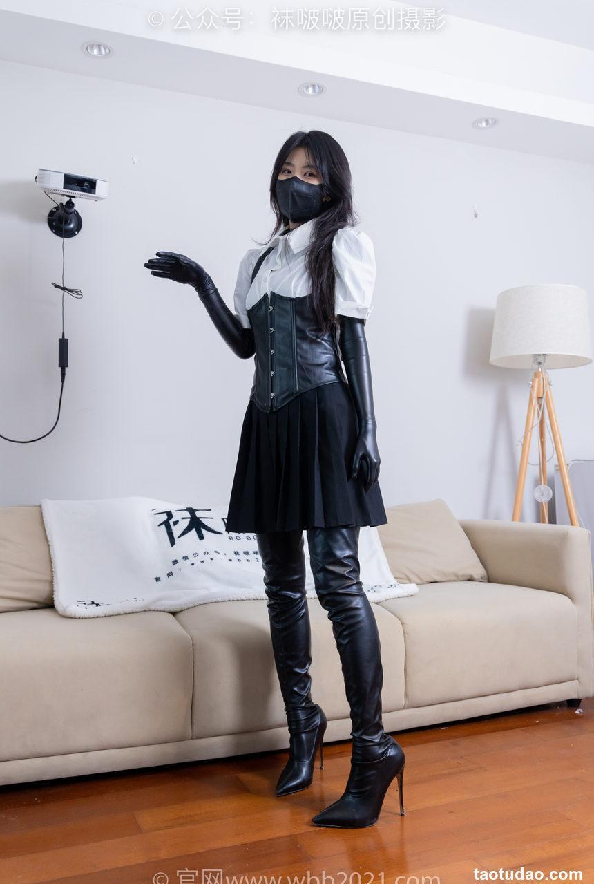 [BoBoSocks袜啵啵]NO.475 奶油-高跟长靴、厚黑丝五指袜、踩脚裤裤里丝、靴子部分戴口罩[150P+1V／6.76GB]
