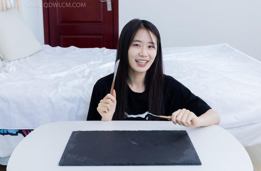 物恋传媒 No.2062 菜菜-侧脸很美 [220P1V-6.19GB]