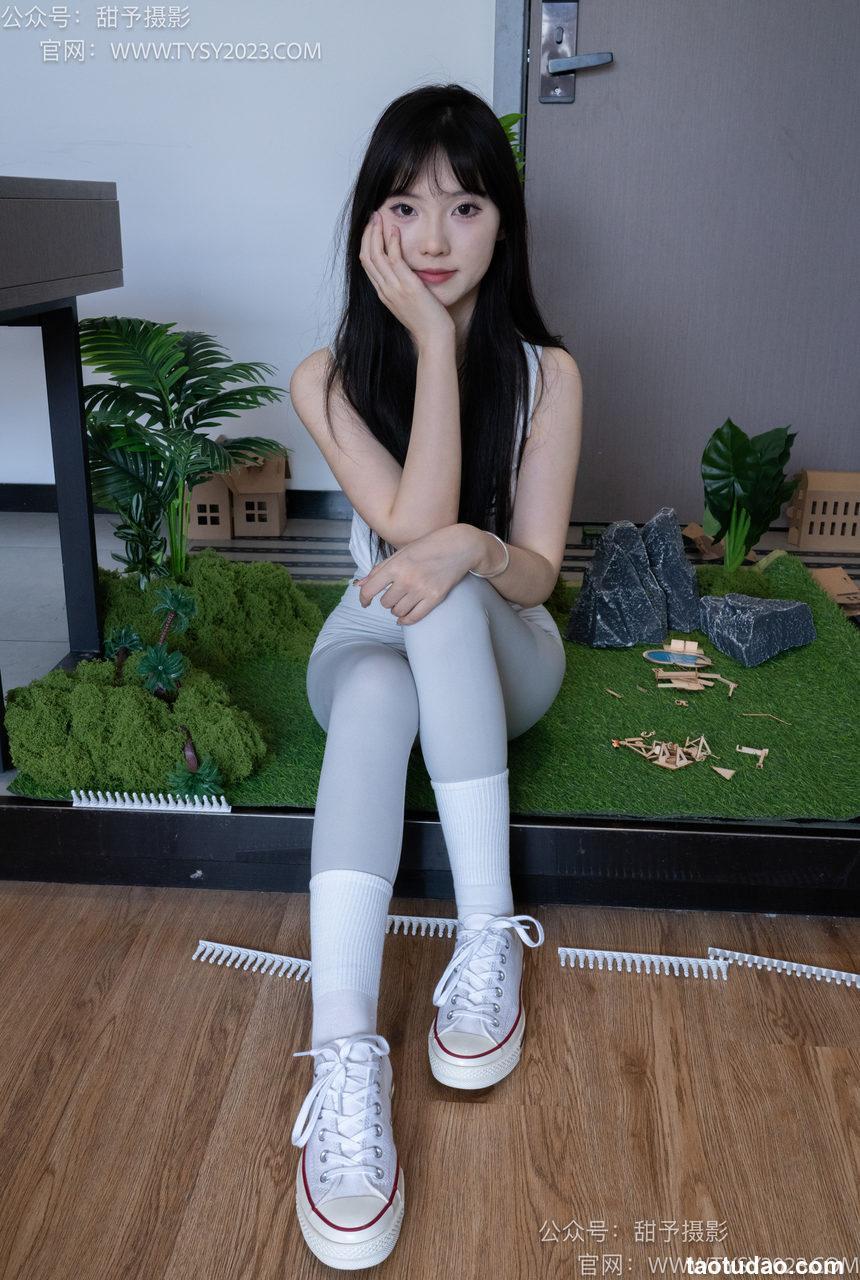 甜予摄影 NO.104 璇璇-帆布鞋、白棉袜、裸足、小人国剧情[134P+2V／10.2GB]