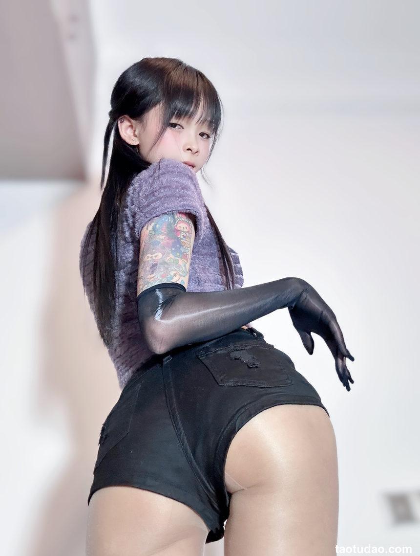 聂傲娇 - 红底高跟[12P-55MB]