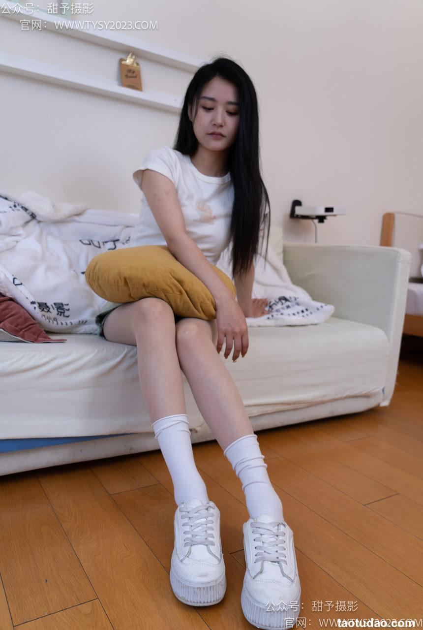 甜予摄影 NO.096 澜澜-板鞋、白棉袜、肉丝（脚尖加固款）[130P+2V／9.83GB]