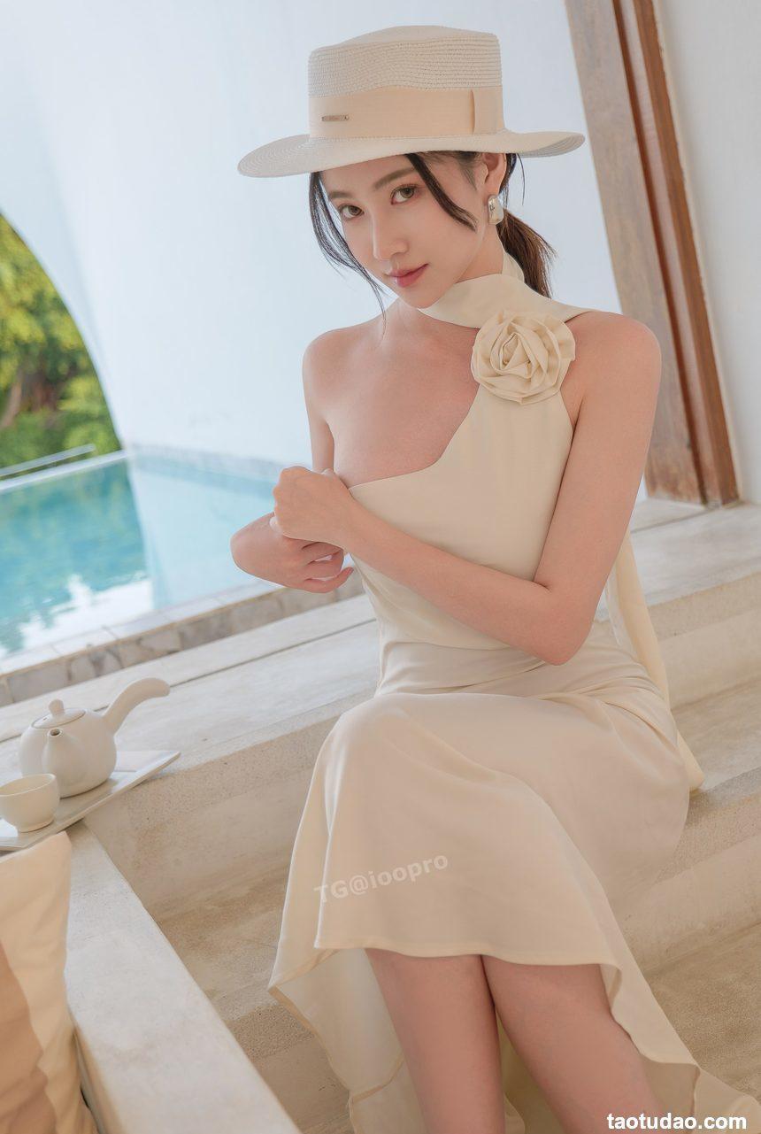 年年nnian –  情迷法兰西[81P-308M]