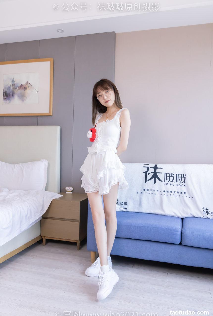[BoBoSocks袜啵啵]NO.417 稚予-板鞋、白棉袜、裸足、裸足部分脚底抹精油[199P+1V／6.77GB]