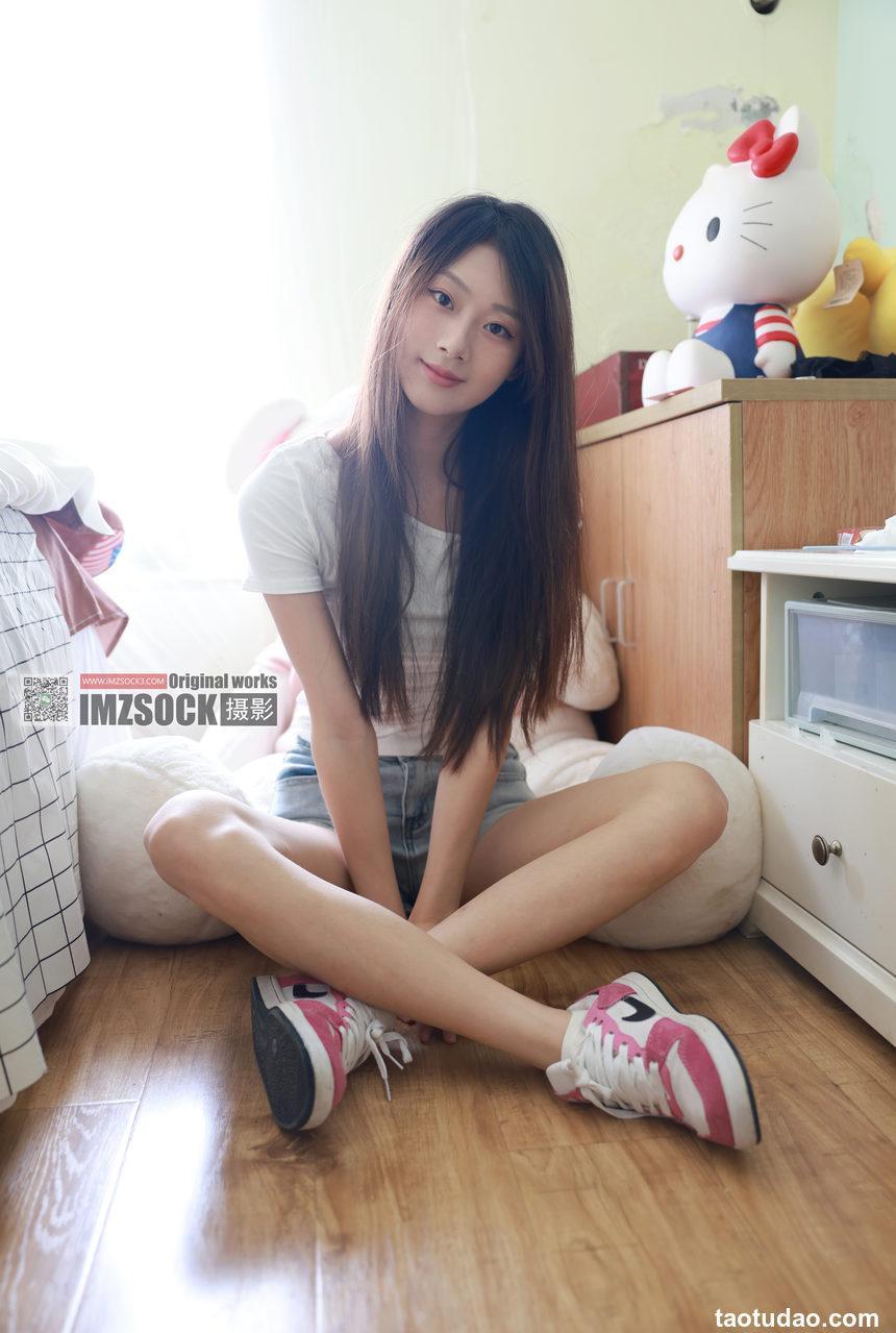 [MZSOCK]爱美足 NO.302 倩儿[124P+1V／2.10GB]