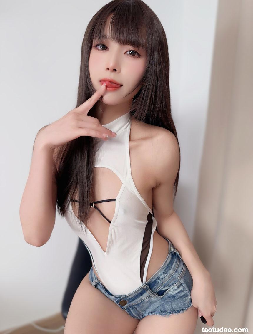 布丁大法 – 白丝足 [24P3V-148MB]