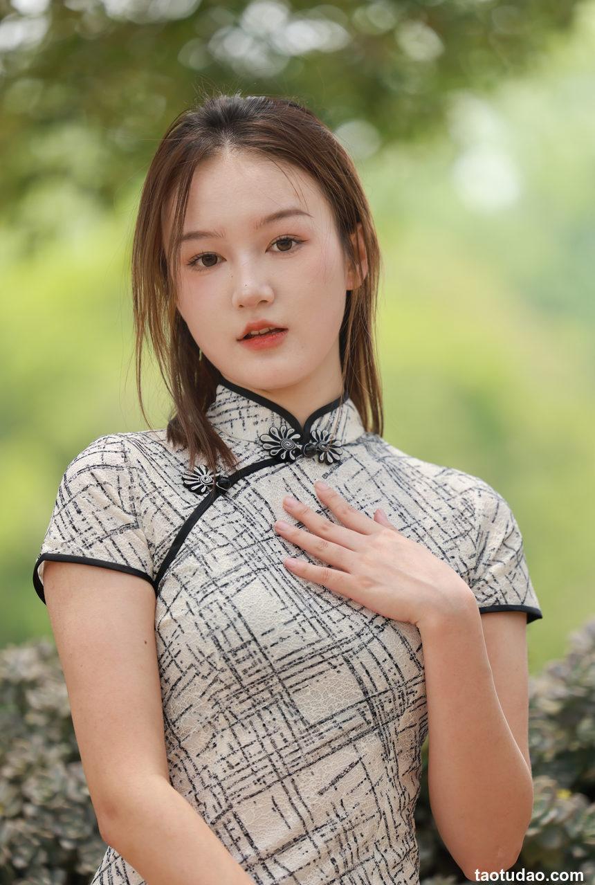 [MZSOCK]爱美足 NO.300 杏儿[99P+1V／1.75GB]