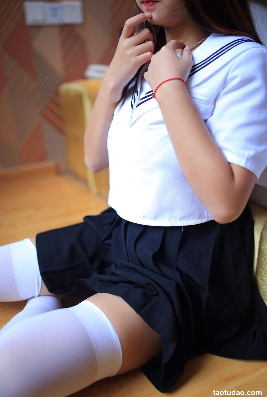 猫九酱 –JK水手服[35P-45.3M]