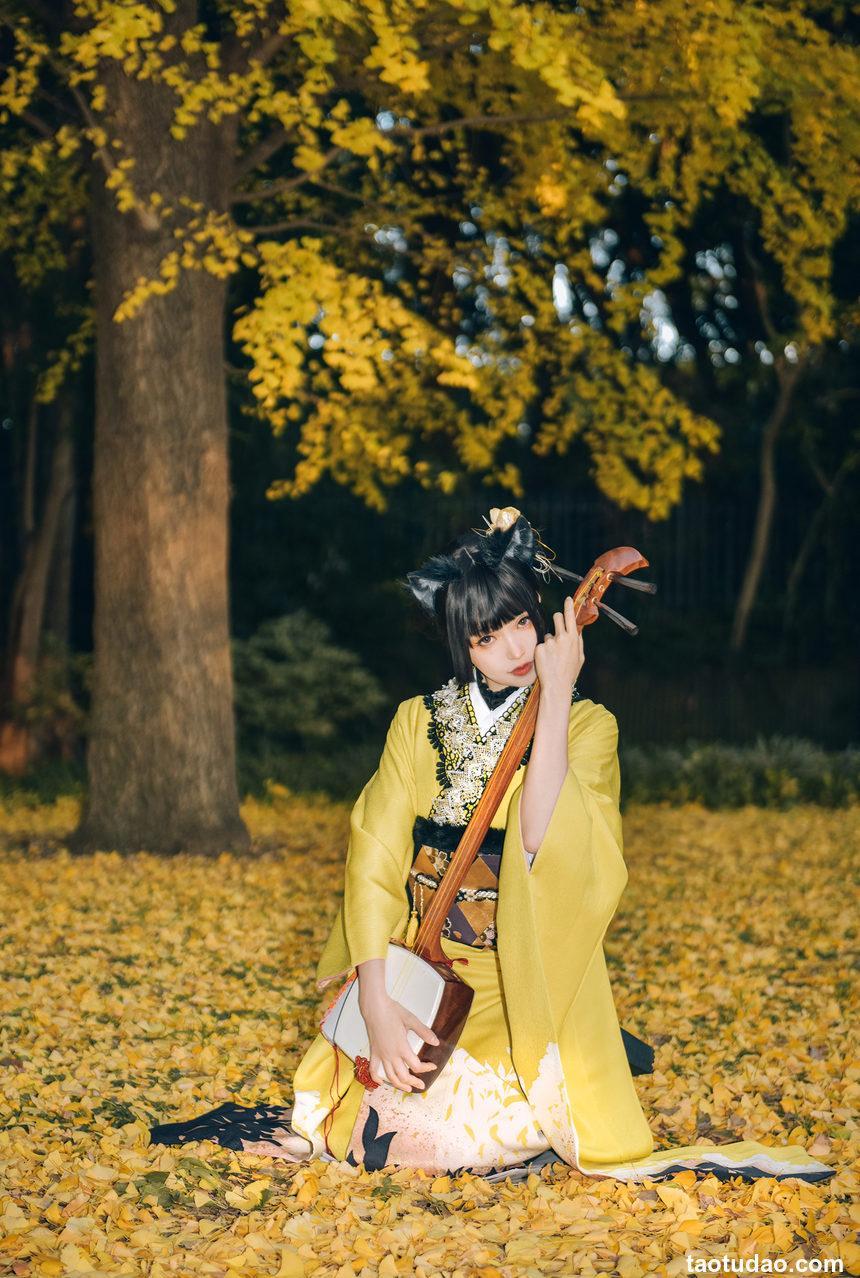 ElyEE子 –  2024年11月订阅 Ginkgo Black Cat銀杏黑貓 [24P+1V-108MB]