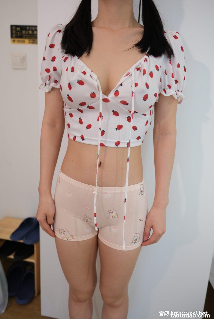 [ROSI写真]2024.10.08 NO.4691[79+1P／126MB]