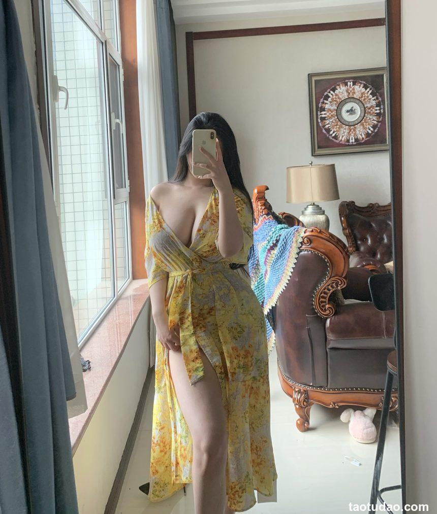 玫玫mm - 黄色战袍[5P+2V-84MB]