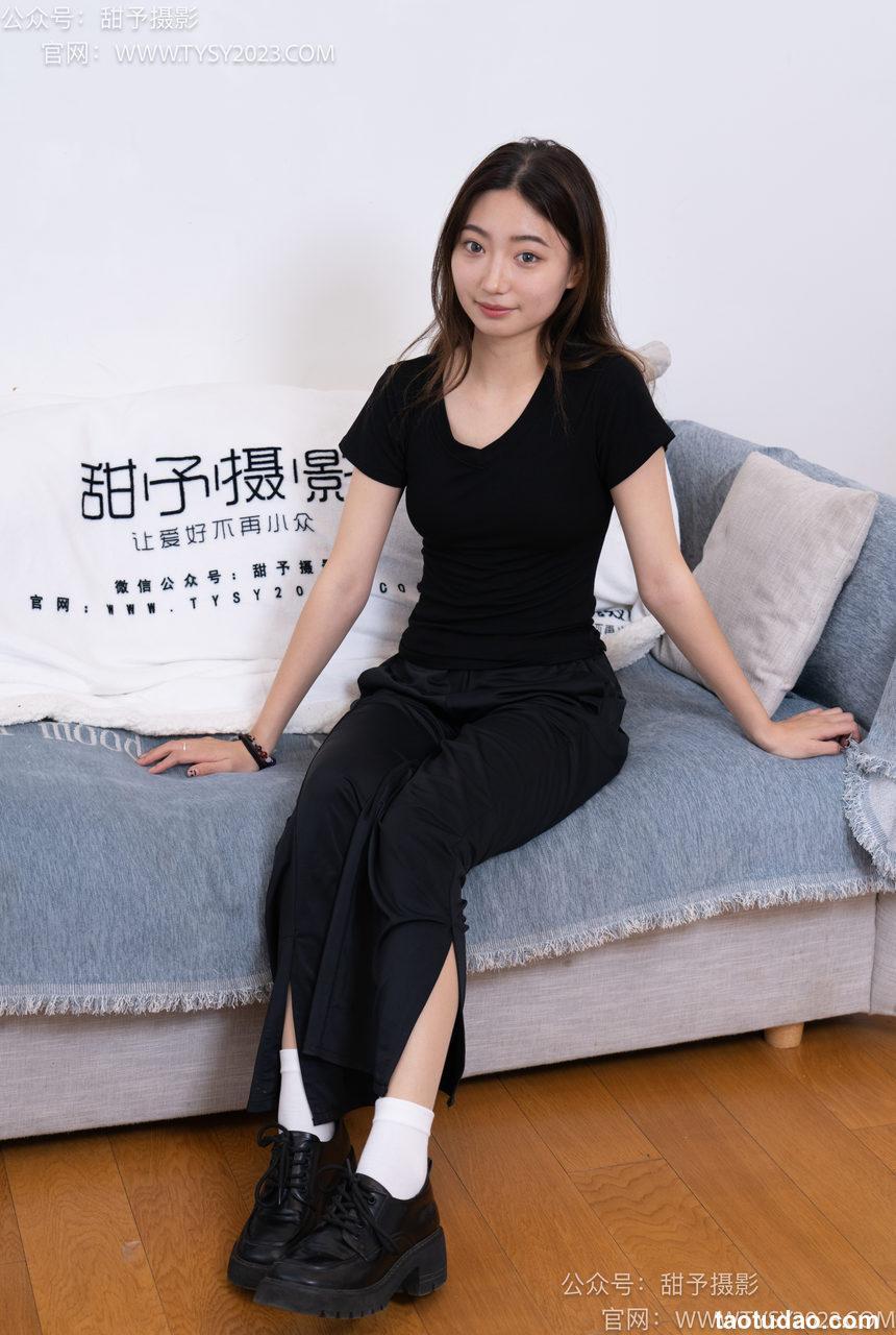 甜予摄影 NO.054 雪梨-皮鞋、白棉袜、肉丝[130P+2V／9.90GB]