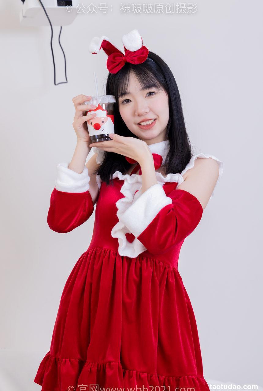 [BoBoSocks袜啵啵]NO.469 小甜豆-高跟鞋、油亮白丝、油亮肉丝、油亮黑丝、小甜豆手写祝福圣诞牌剧情[188P+1V／7.08GB]