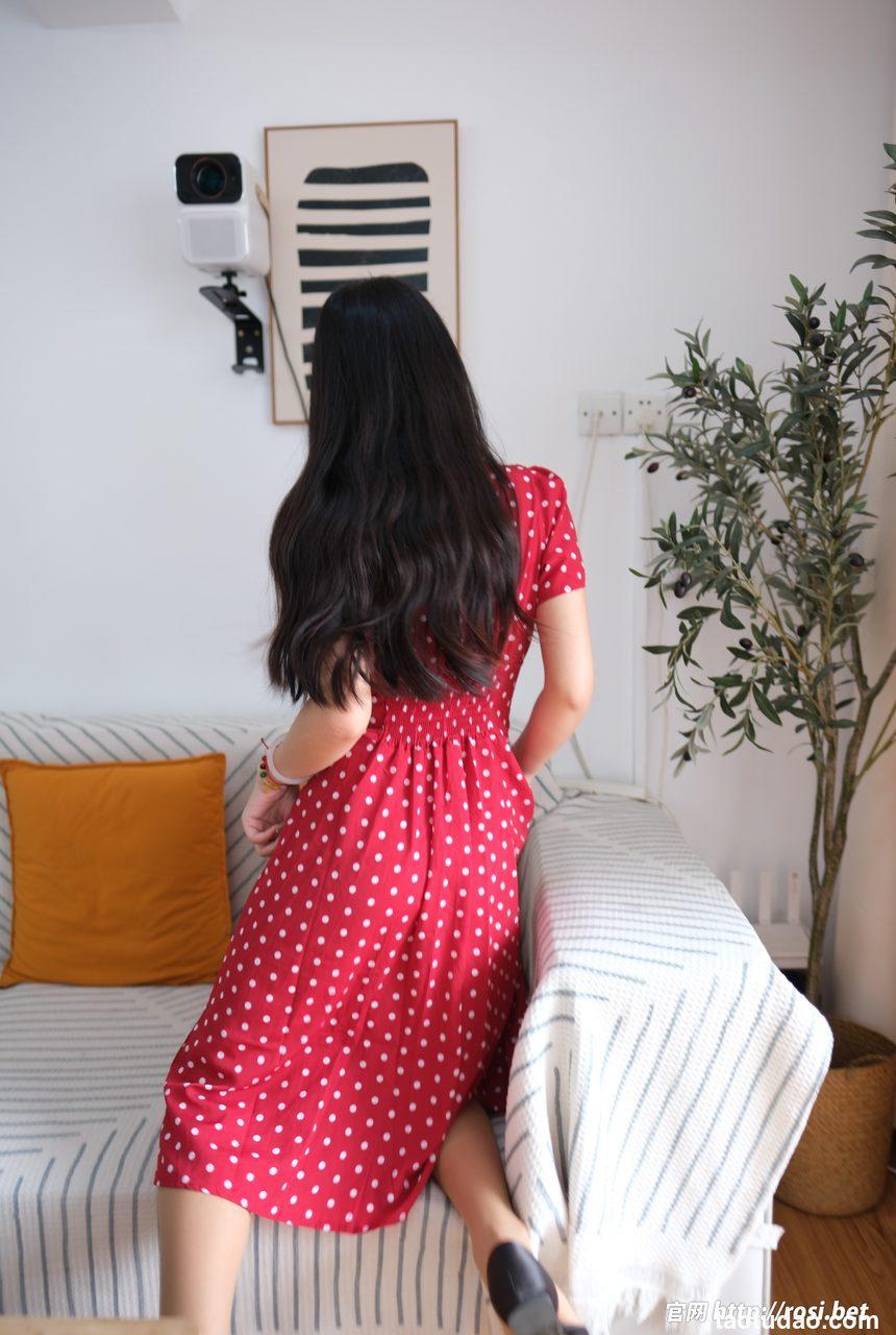 [ROSI写真]2024.09.11 NO.4664[75+1P／91MB]