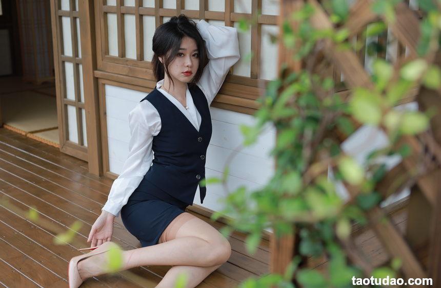 Sia不吃鱼 - 庭园春梦 [117P-809MB]