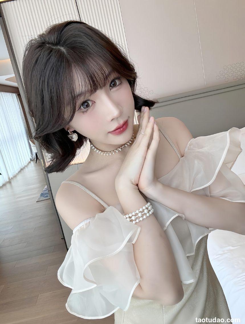 徐莉芝Booty –  玲珑身姿[13P-1V-154.6M]