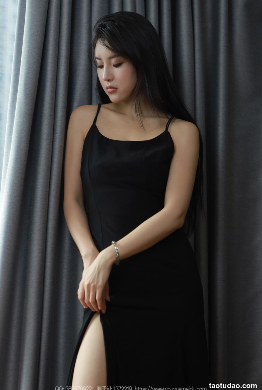 [IESS异思趣向] 2024.09.09 丝享家 1841 小宝《吊带高叉裙》[83P-72MB]