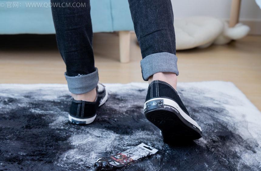 物恋传媒 NO.2033 菜菜-熟悉的面孔[160P-1V-4.9G]