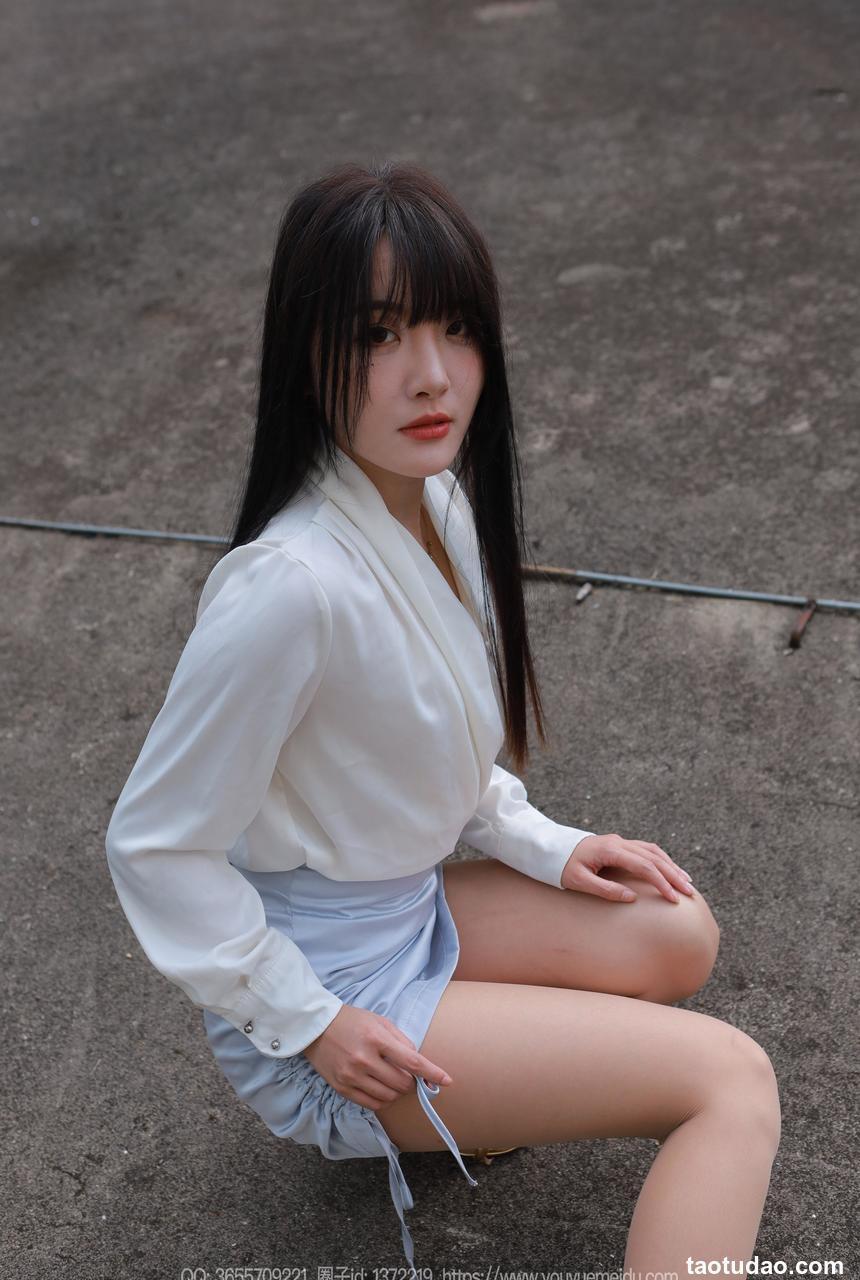 [IESS异思趣向] 2024.11.10 丝享家 1894 婉萍《蓝色短裙（下）》[89P-108MB]