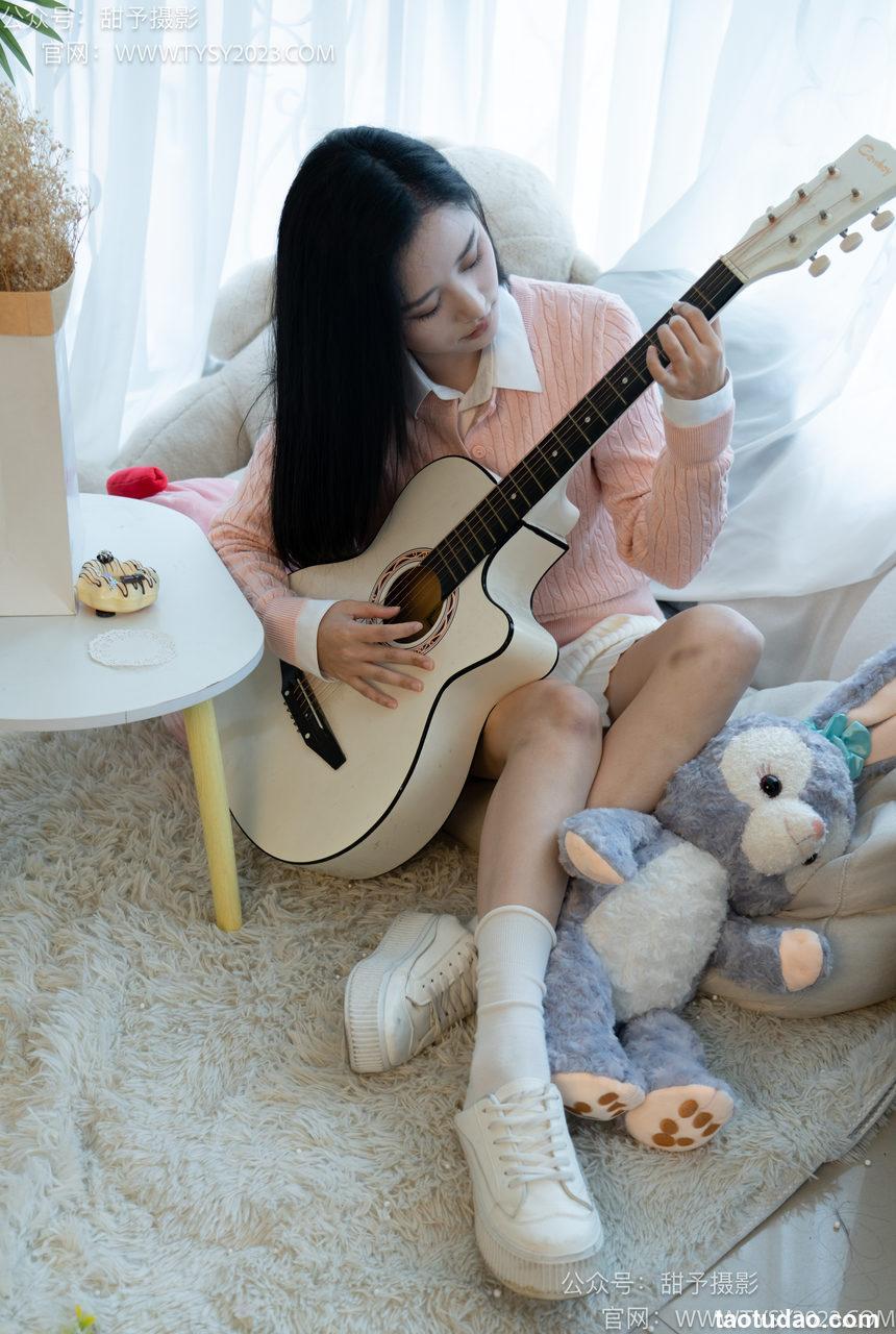 甜予摄影 NO.037 澜澜-板鞋、白棉袜、裸足[120P+2V／9.63GB]