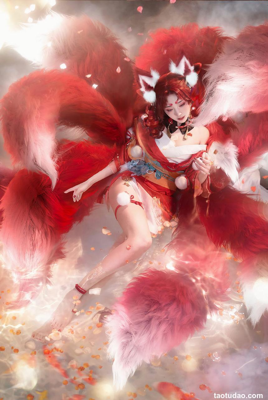 走路摇zly-No.001 狐 [12P-102MB]