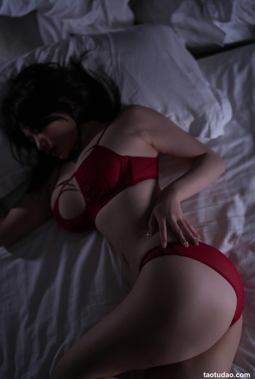 奶宝妹纸 - 暮色玫瑰[76P-811MB]