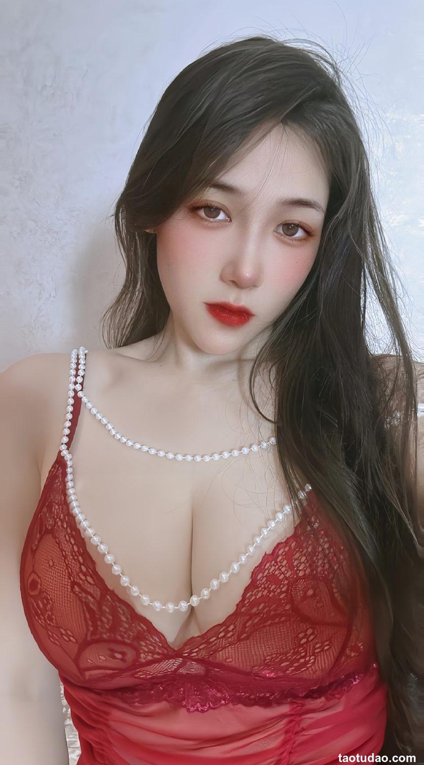 可可西yyy - 红色情趣蕾丝连体[25P+5V-162MB]