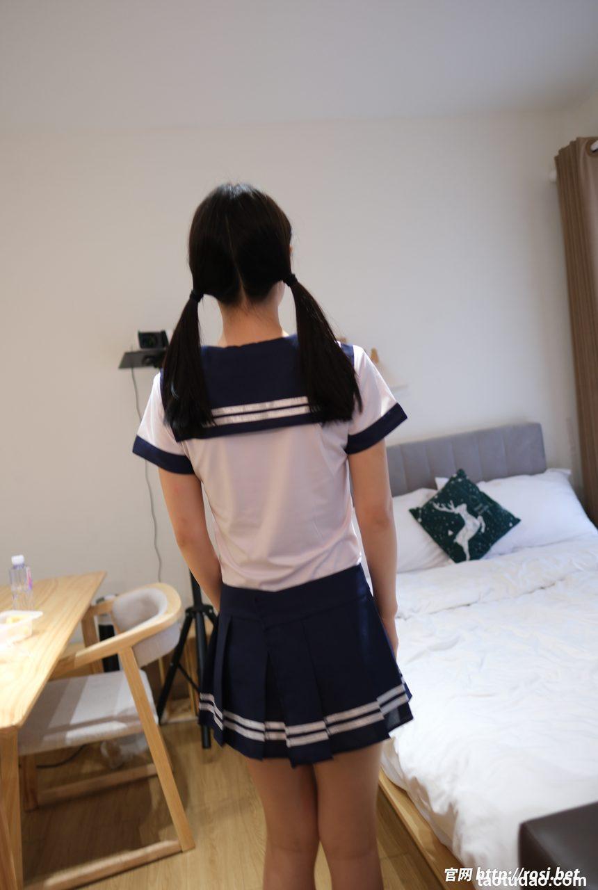 [ROSI写真]2024.10.20 NO.4703[69+1P／112MB]