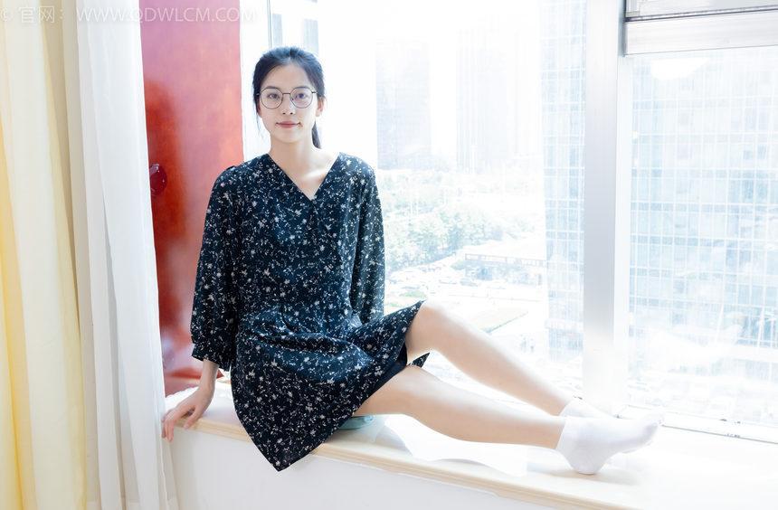 物恋传媒 No.2075 茯苓-灰色头像 [150P1V-4.57GB]