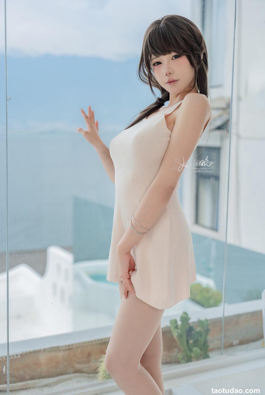 咬一口兔娘(Yiko湿润兔) –   同居姐姐 [75P+1V-1.20GB]